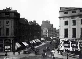 A Piccadilly Circus